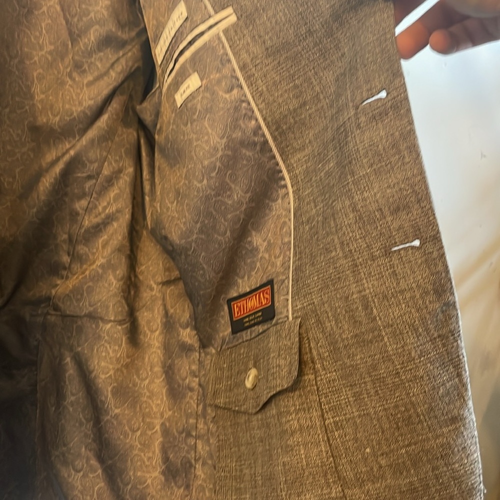 Classic Gray Men's Blazer - Picture 5 of 8
